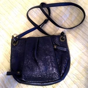 Vince Camuto Crossbody handbag 🌟